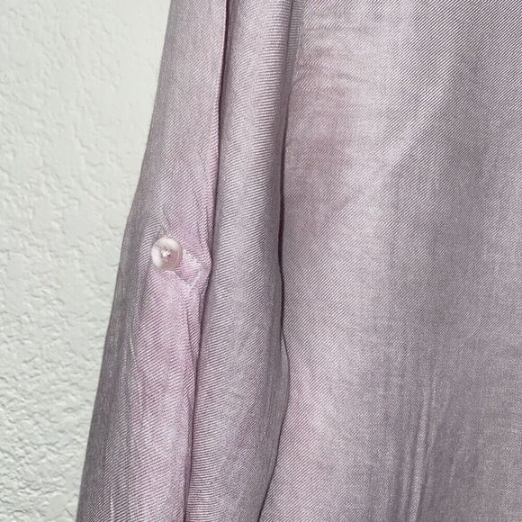 Anthropologie Cloth & Stone Lavendar Washed 1/2 button down top Small - Picture 5 of 8